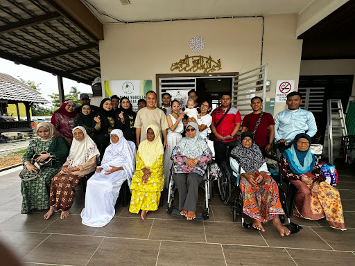 PUSAT JAGAAN WARGA EMAS AL IKHLAS