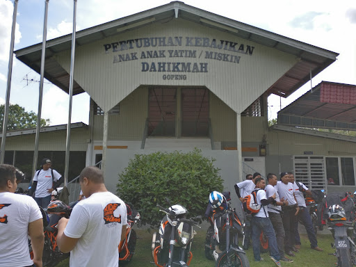 Darul Hikmah Anak anak Yatim