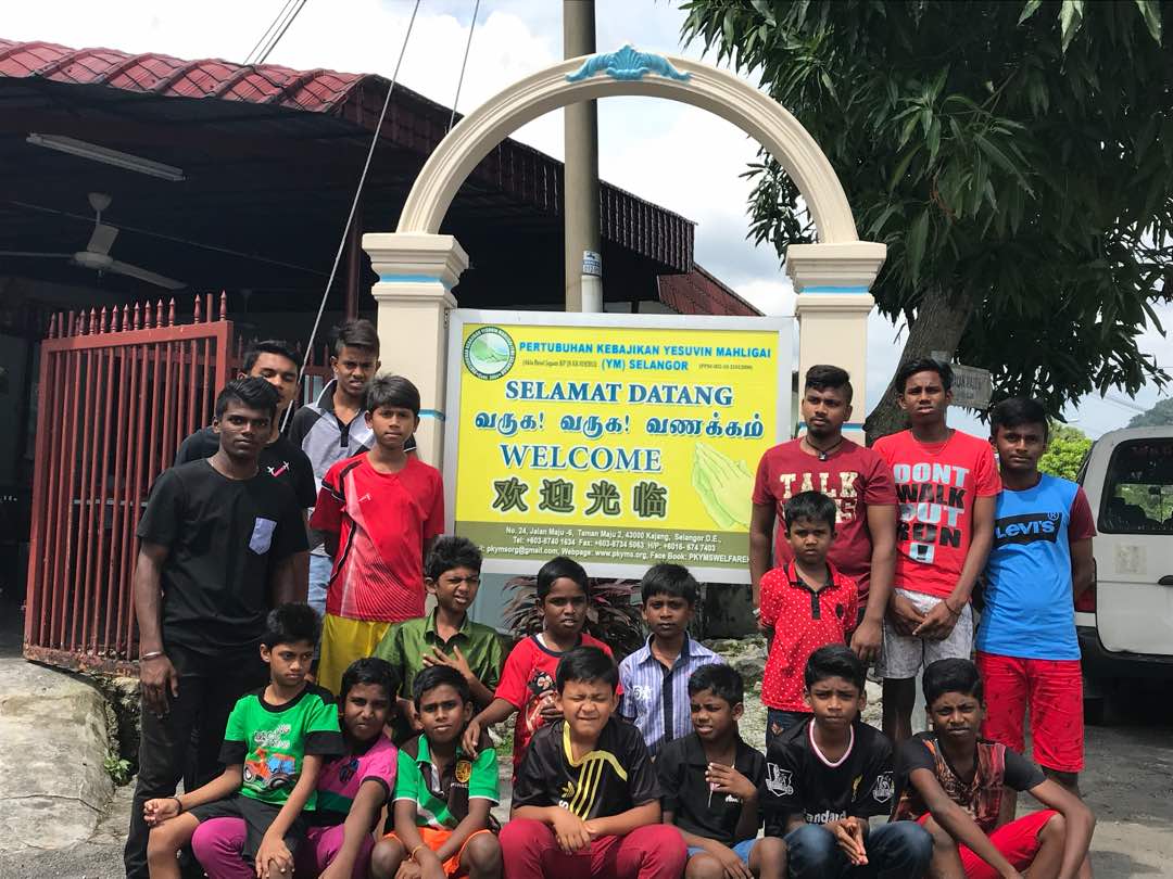 Pusat Jagaan Yayasan Kebajikan YM Selangor - Penjagaan Komuniti dan Sokongan
