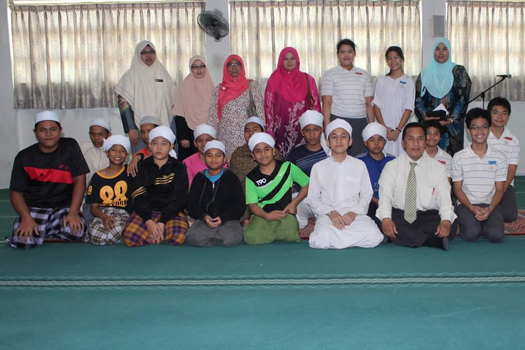 Rumah Anak Yatim Al-Munirah - Perlindungan & Pendidikan Anak Yatim Terbaik